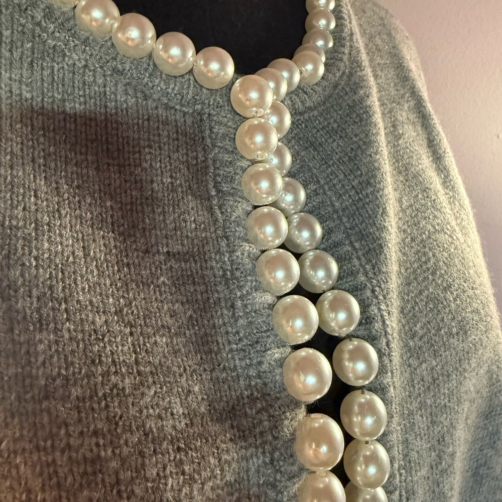 Commense Pearl Trim Ripped Hem Cardigan - Picture 4 of 16
